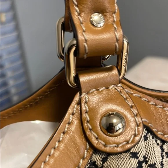 Gucci Diamante brown canvas Sukey hobo bag - Picture 3 of 12